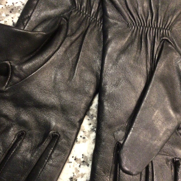 Michael Kors Leather Gloves - Picture 6 of 9